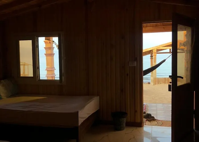 White Dune Camp *